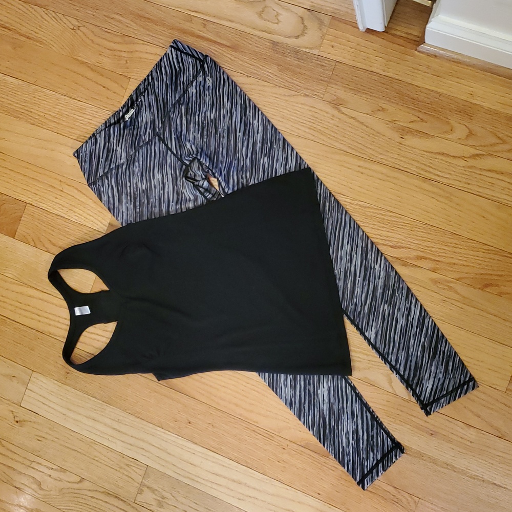 Black and Gray Women's Leggings And Tank Top Size Small